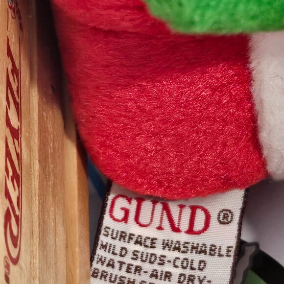 Jolly Santa Plush by Gund On Radio Flyer Sled Toy Inbox - Picture 7 of 9